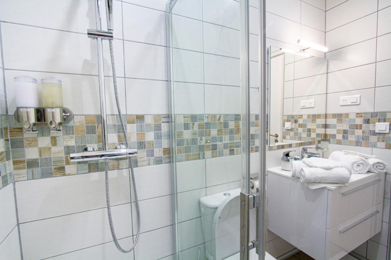 Soleil D'Ete - Netflix & Wifi - Balcon - Climatisation - Parking Gratuit - Check-In 24H24 - Emplacement Velos - Goodmarning Châlons-en-Champagne Eksteriør bilde