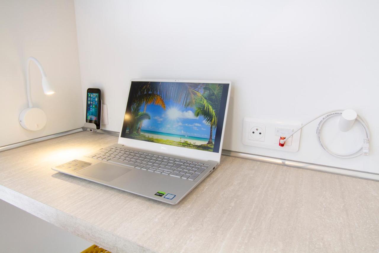 Soleil D'Ete - Netflix & Wifi - Balcon - Climatisation - Parking Gratuit - Check-In 24H24 - Emplacement Velos - Goodmarning Châlons-en-Champagne Eksteriør bilde