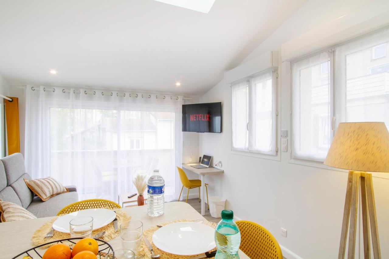 Soleil D'Ete - Netflix & Wifi - Balcon - Climatisation - Parking Gratuit - Check-In 24H24 - Emplacement Velos - Goodmarning Châlons-en-Champagne Eksteriør bilde
